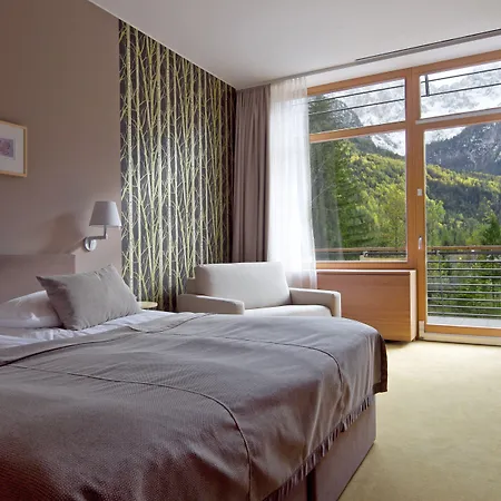 Spik Alpine 4*