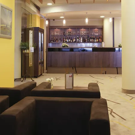 Spik Alpine Hotel 4*