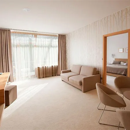 Spik Alpine Hotel 4*