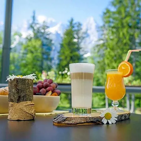 Szálloda Spik Alpine 4*
