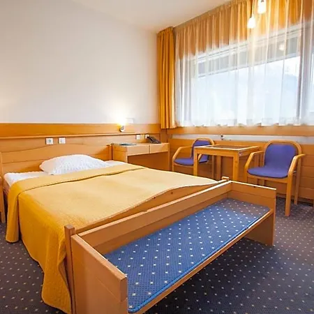 Szálloda Spik Alpine