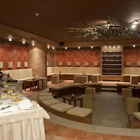 Spik Alpine ホテル クランスカゴーラ