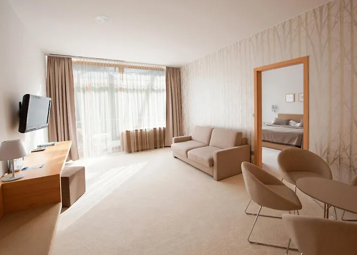 Spik Alpine Hotel 4*